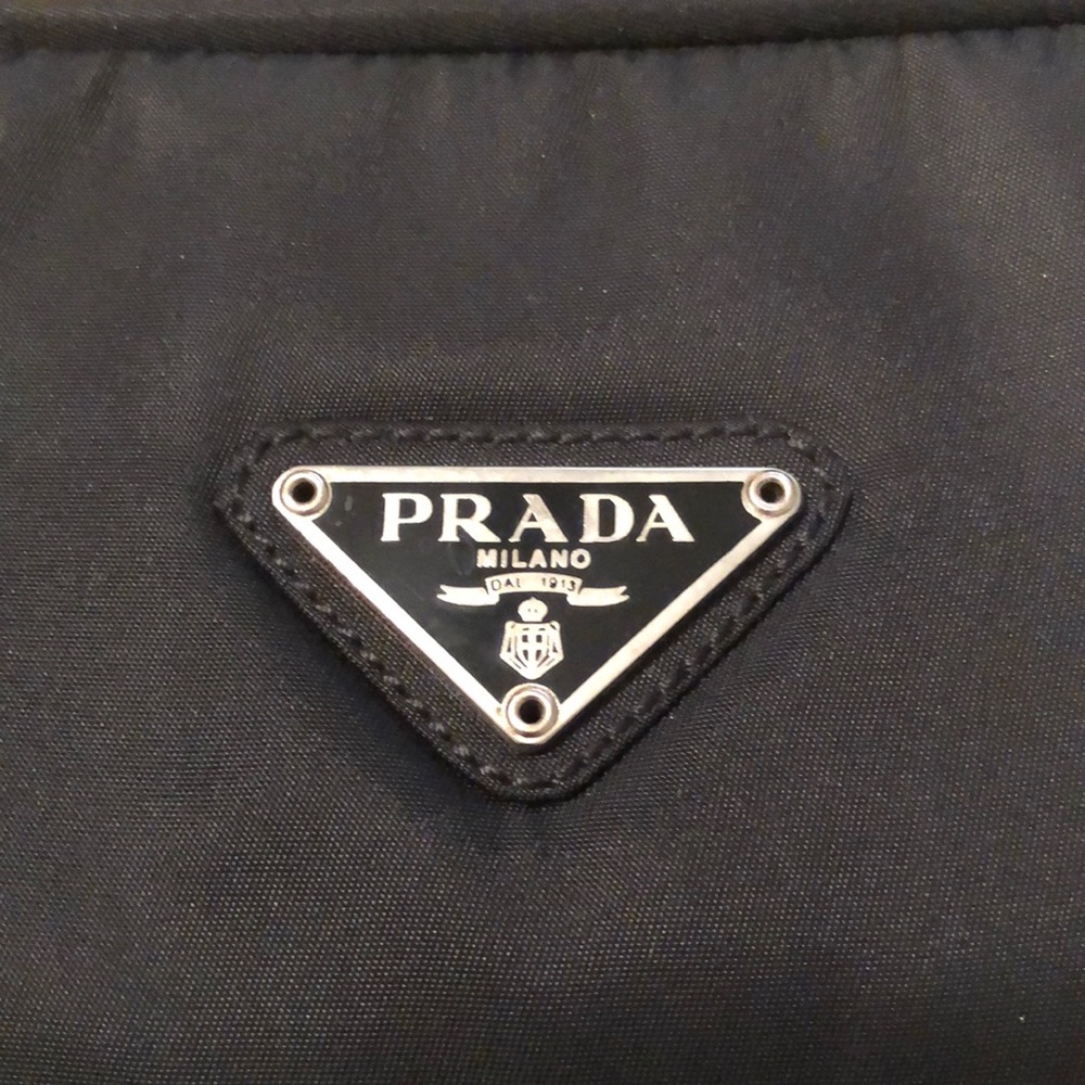 PRADA Tracolla Vela Nero Tote EUC! - Picture 3 of 13